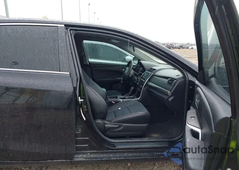 2015 Toyota Camry Se z USA, uszkodzony, nr VIN 4T1BF1FK5FU086747